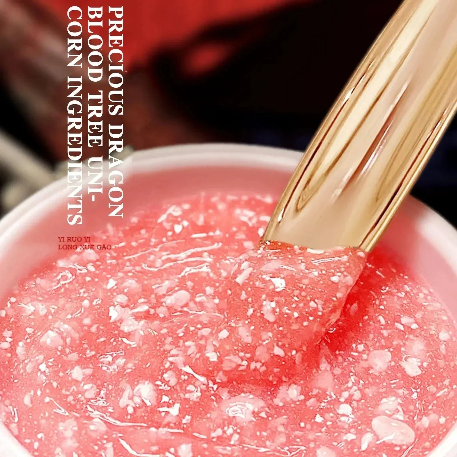 Dragons Blood Daily Revive Cream Essence